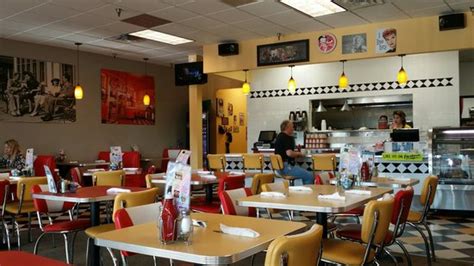 ze's diner eagan  3448 Denmark Ave,, Eagan