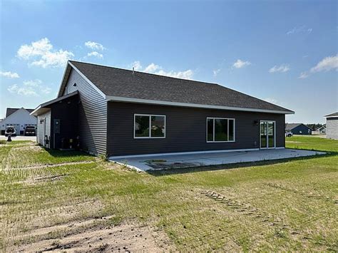 zillow perham mn  1 ba