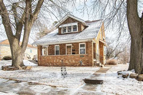 2080 Mullin Rd, Dubuque, IA 52001 Zillow