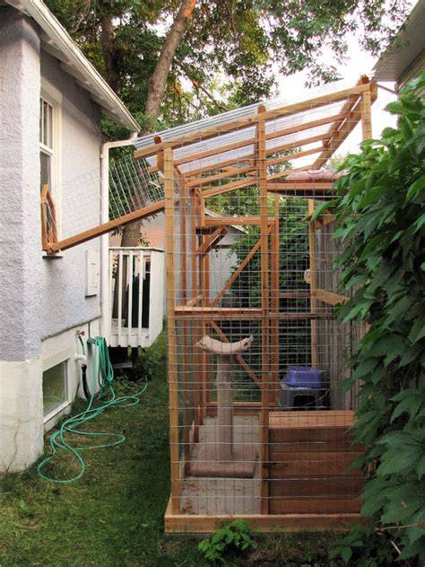 21 Best DIY Cat Enclosure Plans and Ideas - Bright Stuffs - raincitystudios.com