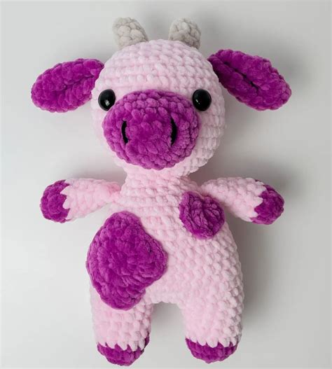 21 Stunning Crochet Cow Patterns from Beginner to Advanced Level