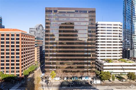 211 main st