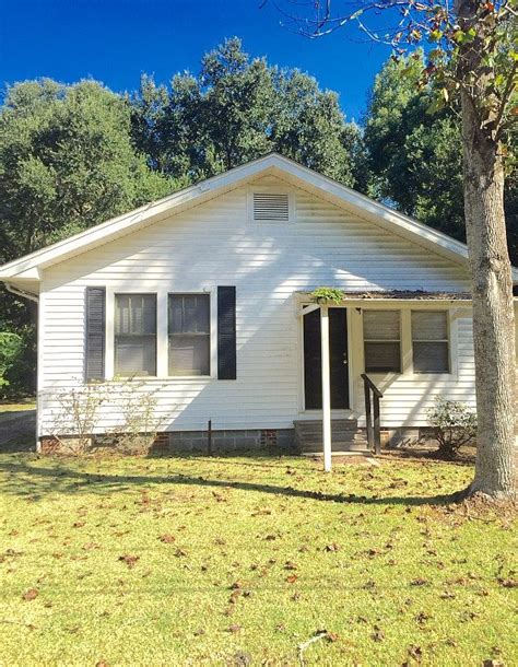 2127 Hoppin St, Mobile, AL 36605 Redfin