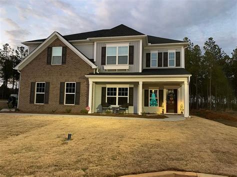 215 Providence Farm Dr, Boiling Springs, SC 29316