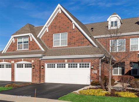 2154 Washington Dr, Northbrook, IL 60062 MLS# 11708820