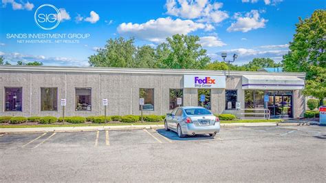 FedEx Melrose Ave. Opening times FedEx Melrose Ave 21600 in Southfield. Also check out the late night shopping and Sunday shopping blocks for additional information. Use the 'Map & Directions' tab to find the fastest route to Melrose Ave in Southfield.. 