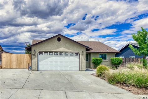 2165 Gentry Way, Red Bluff, CA 96080 - realtor.com®