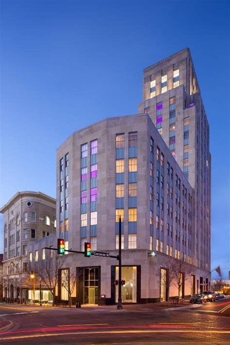 21c durham. The business-friendly 21c Museum Hotel Durham also features spa services, coffee/tea in a common area, and concierge services. A free area shuttle within 5 mi is available. For a fee, parking is available. This 4-star Durham hotel is smoke free. 125 guestrooms or units. 