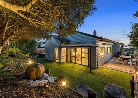 22 Finnerty Avenue, Bucklands Beach, Auckland 2014