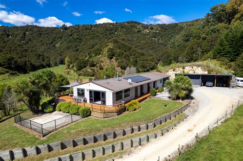 22 Hill Road, Ormond, Gisborne District - Ray White New Zealand