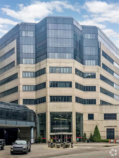 220 Abraham Flexner Way, 6th Floor, Louisville, KY, 40202 . n/a Average office wait time . n/a Office cleanliness . n/a Courteous staff . n/a Scheduling flexibility ..