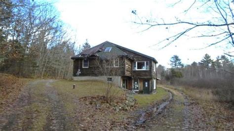 View detailed information about property 641 Friendship Rd, Waldoboro, ME 04572 including listing details, property photos, school and neighborhood data, and much more.. 