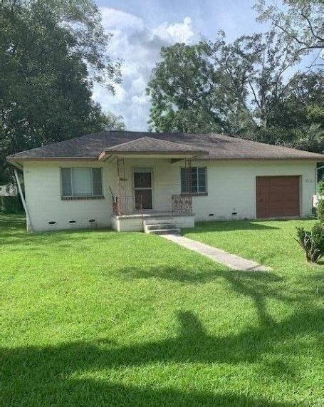 223 Broad St, Brooksville, FL 34604 Zillow