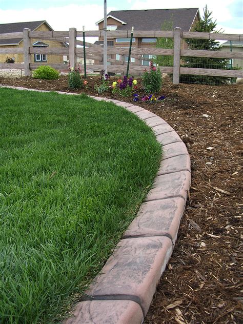 23 Catchy Cheap Landscape Edging - Home, Decoration, Style and Art Ideas