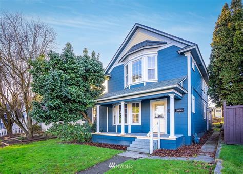 2320 Rockefeller Ave, Everett, WA 98201 MLS# 1882029