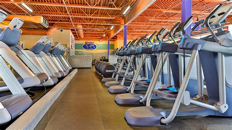 Keep an eye out for all gorgeous ladies running near / around the gym ... don't drive like an idiot. Haithams spin class is by far the best! What a joke. See 8 tips from 708 visitors to 24 Hour Fitness. "Great classes and friendly staff".. 