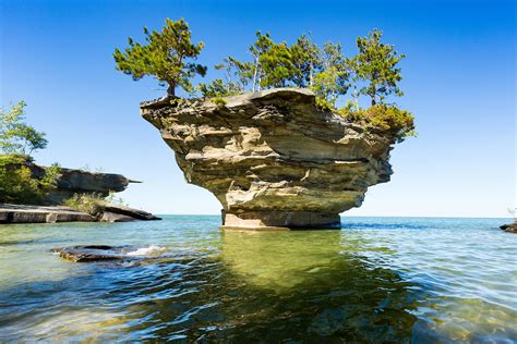 240 Cool and Unusual Things to Do in Michigan