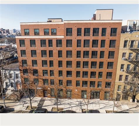 2441 crotona avenue. Developer, PRO. , has just obtained a $136.8 million loan for a 14-story, residential project, set to rise at 1001 Whitlock Avenue in the Bronx's Longwood neighborhood. Issued by the NYC Housing Development Corporation, this influx of capital will be used to fund all construction costs from the ground up. The building will contain. 
