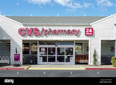 Find nearby CVS Pharmacy locations in that are open 24/7. P