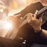 25+ Easy Guitar Songs You Should Play Along With - Strum …