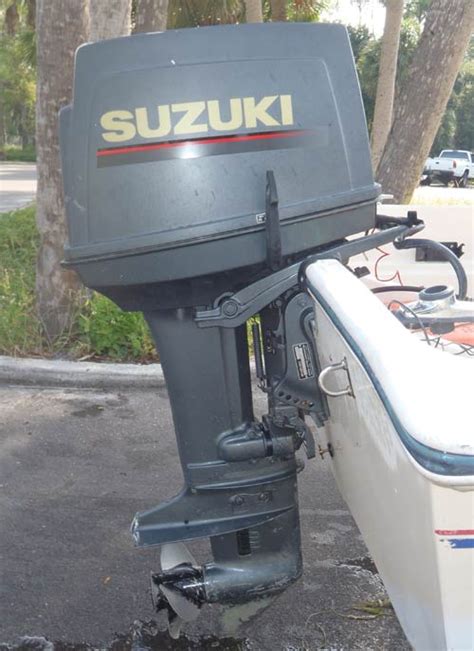 25 hp suzuki manuale di servizio motore fuoribordo. - Ideas para un código de familia.