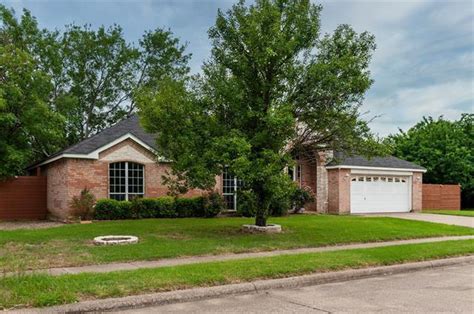 2533 Tiber River Ln, Grand Prairie, TX 75052 - Off Market