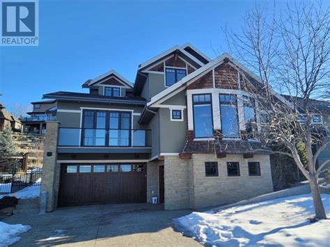 258 Springbank Place Sw, Calgary, AB - 4 Beds for sale for $739,900