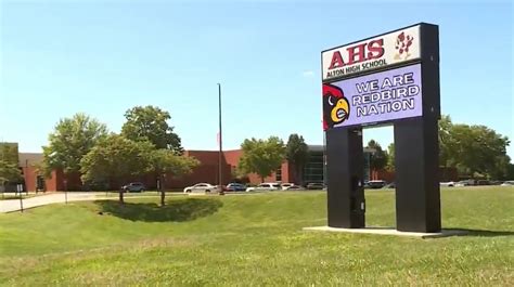 26 students charged in Alton High School fights