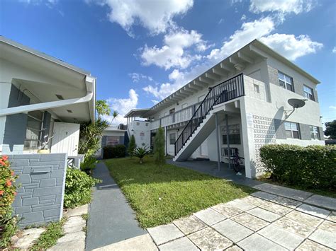 2621 nw 54th st. miami fl 33142. Building leasable area SqFt +/-2,200, distributed in two (2) floors, SqFt +/-1,100 per floor. 2 electrical meters. Built 1951. Kept in good shape. New roof. Strong Cap-rate, stable year-round tenants, 0% Vacancy. The building features an open commercial space on the ground floor and residential units upstairs. 