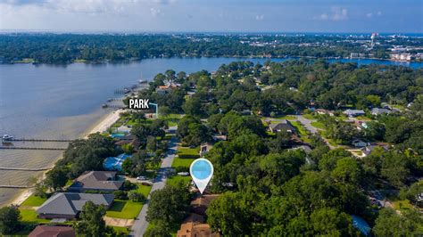 266 NE Beachview Dr, Fort Walton Beach, FL 32547