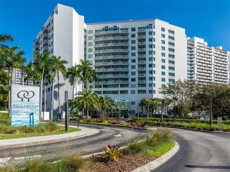 2670 e sunrise blvd fort lauderdale fl 33304. 2670 E Sunrise Blvd #320, Fort Lauderdale FL, is a Condo home that contains 554 sq ft and was built in 1986.It contains 1 bedroom and 1 bathroom.This home last sold for $210,000 in November 2023. The Zestimate for this Condo is $211,400, which has decreased by $1,852 in the last 30 days.The Rent Zestimate for this Condo is … 