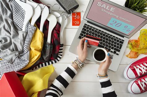 27 Best Online Clothing Stores for All Your Fashion Needs