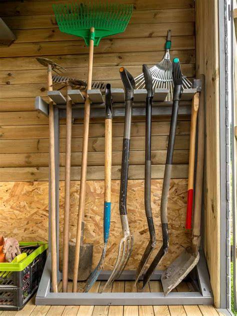 27 Ingenious Garden Tool Storage Ideas for a Clutter … - raincitystudios.com