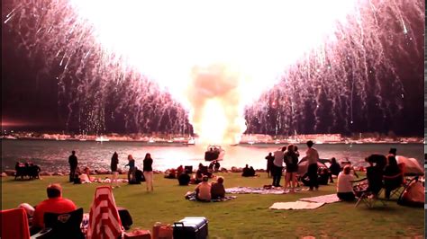 27 Minutes Of Fireworks Go Off In 30 Seconds - Funny …