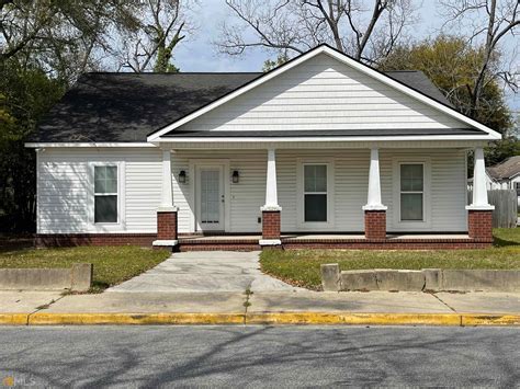 27 W Grady St, Statesboro, GA 30458 Redfin