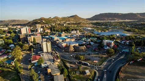 28.5 Km Distance from Ladybrand to Maseru