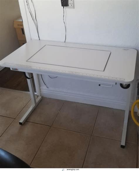 29+ Gidget Sewing Machine Table - LaurenceLenix