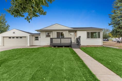 2901 7th Avenue N, Great Falls, MT 59401 - realty.com