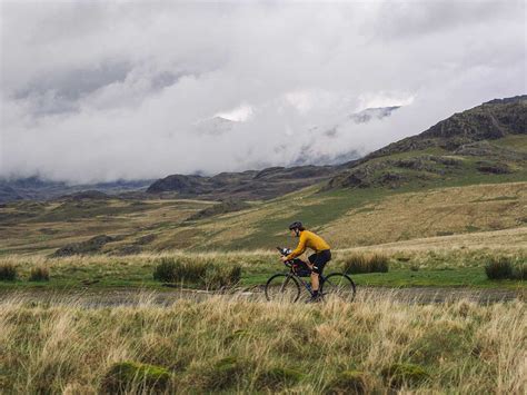 2Bs - A bike ride in Braemar, Scotland