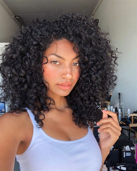 2c curly hair. WAVY (2A-2C) Forms a loose “S” very easily straightened; CURLY (3A-3C) Forms a definite “S” shaped like a corkscrew; COILY (4A-4C) Very ... Type 3 curly hair ranges from a light curl to tight, curly tendrils, and usually have a combination of textures. They are defined and springy, with more height and volume at the root … 