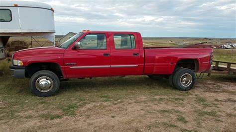 2nd gen dodge crew cab. According to LiveAbout, the Toyota Tundra Double Cab comes equipped with a 4.6-liter V-8 engine capable of producing 310 horsepower and 327 pound-feet of torque. Regular cab … 