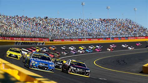 3,000+ Nascar Stock Photos, Pictures & Royalty-Free Images - iStock