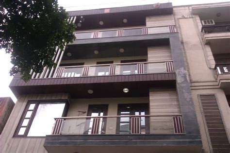 3 BHK Flats for sale in Hemkunt Colony, New Delhi - Housing