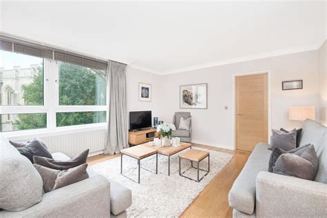 3 Bed Flat, Farley Court, W14 - OpenRent