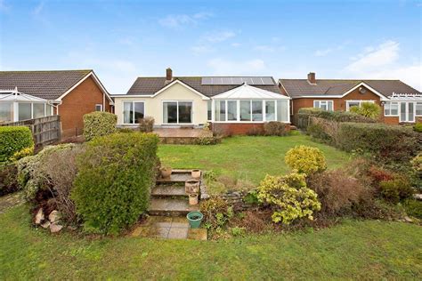 3 Bedroom Bungalow For Sale Foxholes Hill, Exmouth, EX8