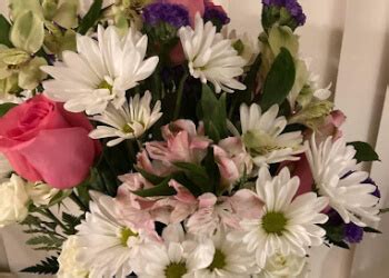 3 Best Florists in Rockford, IL - ThreeBestRated