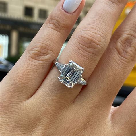 3 Carat Emerald Cut Diamond - DiamondLoveClub.com