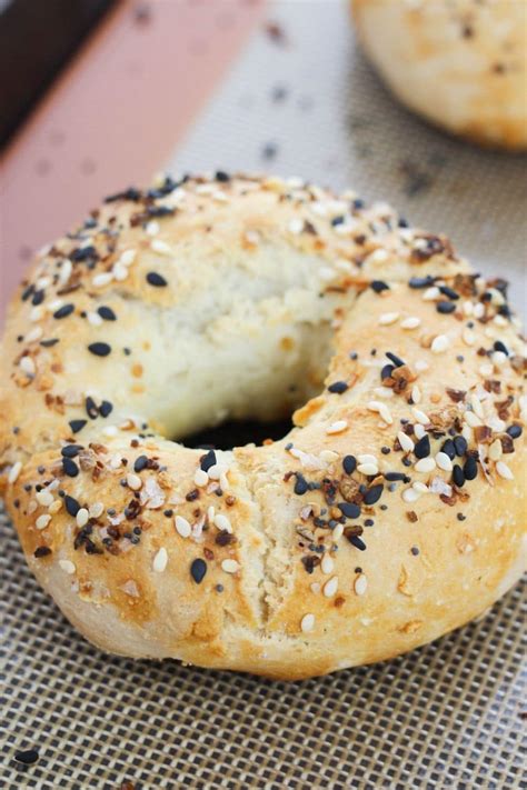 3 Ingredient Bagels - No Yeast Bagels • Bake Me …