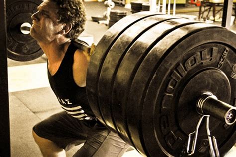 3 Keys to a Big Raw Squat