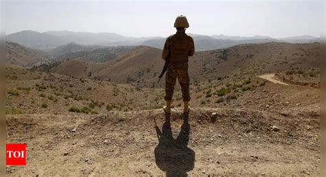 3 Pakistani soldiers, 1 militant killed in separate shootouts during raids along the Afghan border